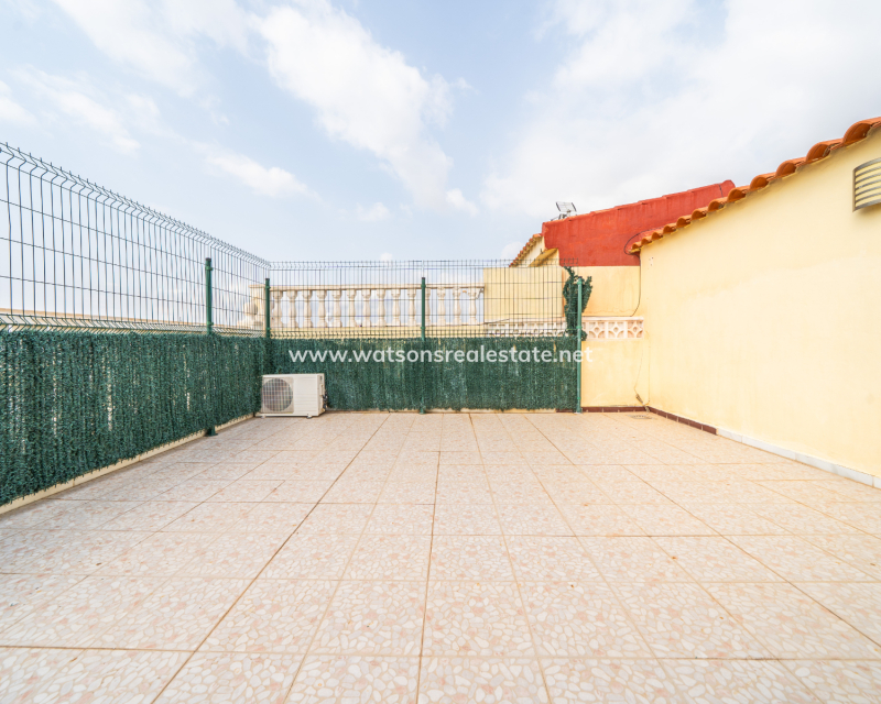 Revente - Rijhuis - Urb. La Marina