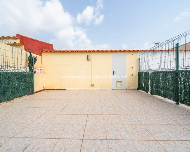 Revente - Rijhuis - Urb. La Marina