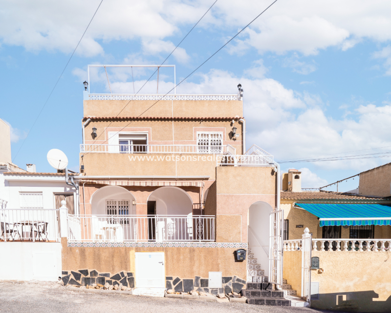 Revente - Rijhuis - Urb. La Marina