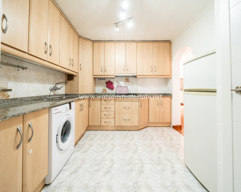 Revente - Rijhuis - Urb. La Marina