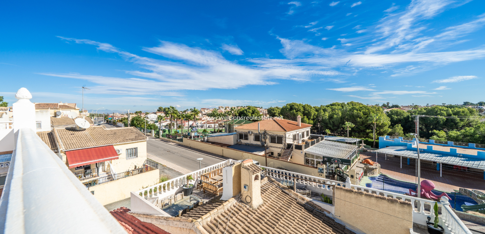 Revente - Rijhuis - Urb. La Marina