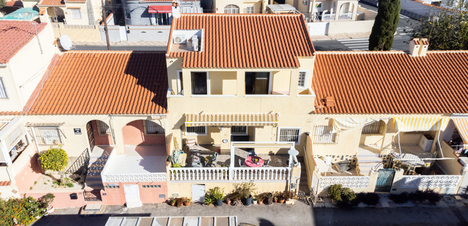 Revente - Rijhuis - Urb. La Marina