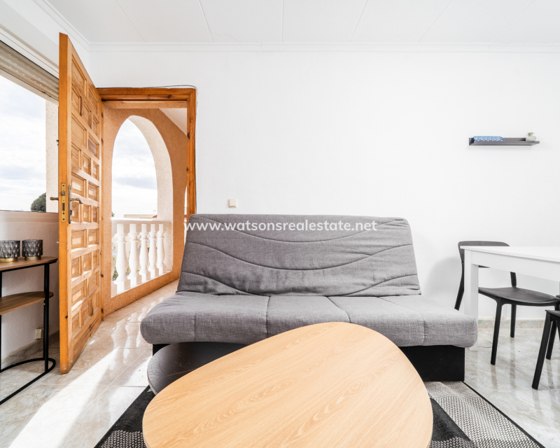 Revente - Rijhuis - Urb. La Marina