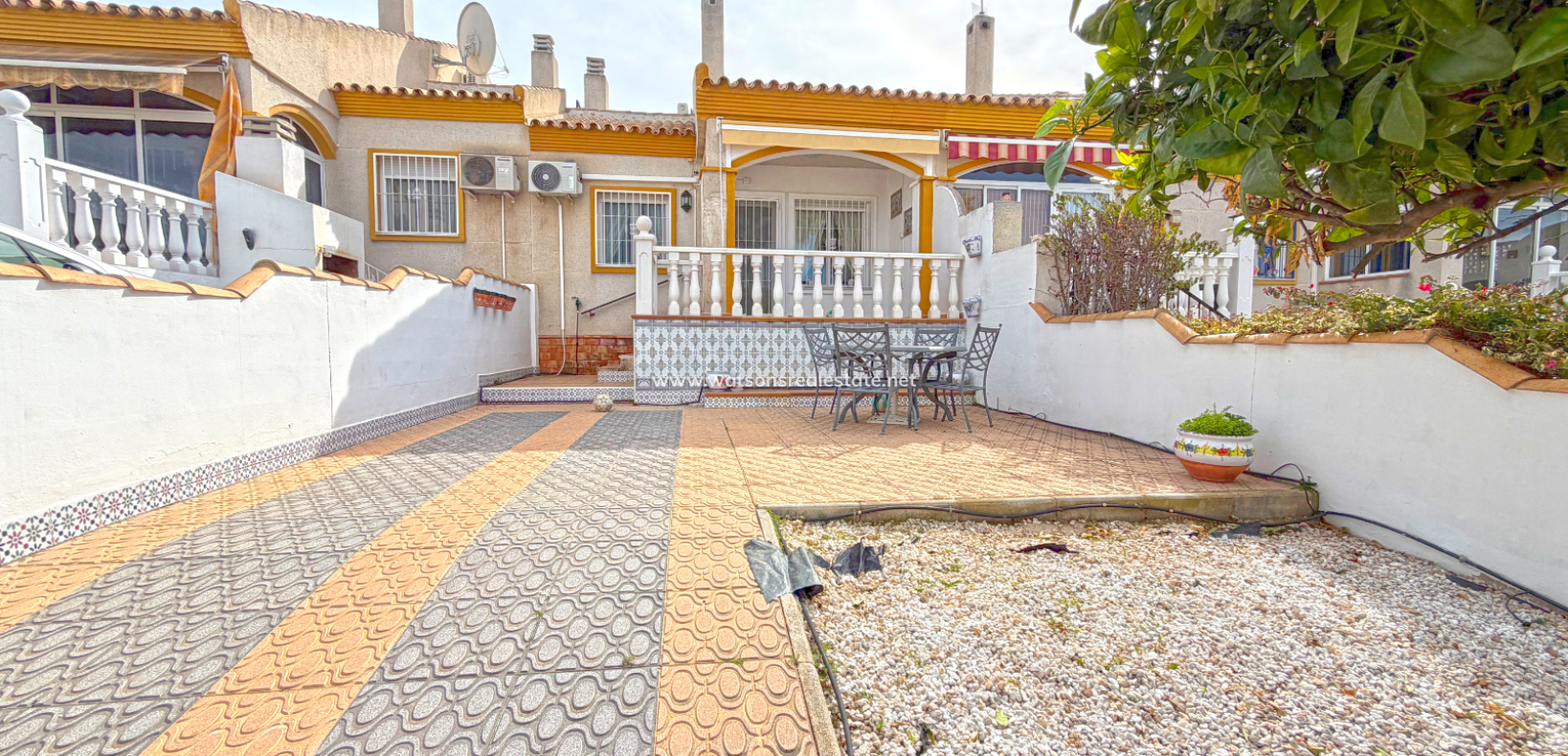 Revente - Rijhuis - Urb. La Marina