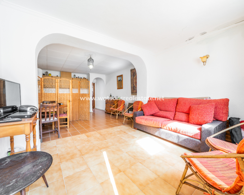 Revente - Rijhuis - Urb. La Marina