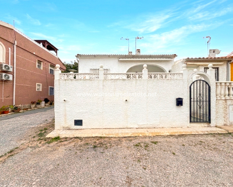 Revente - Rijhuis - Urb. La Marina