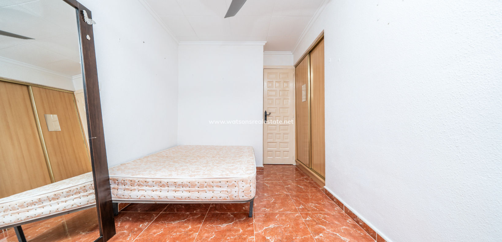 Revente - Rijhuis - Urb. La Marina