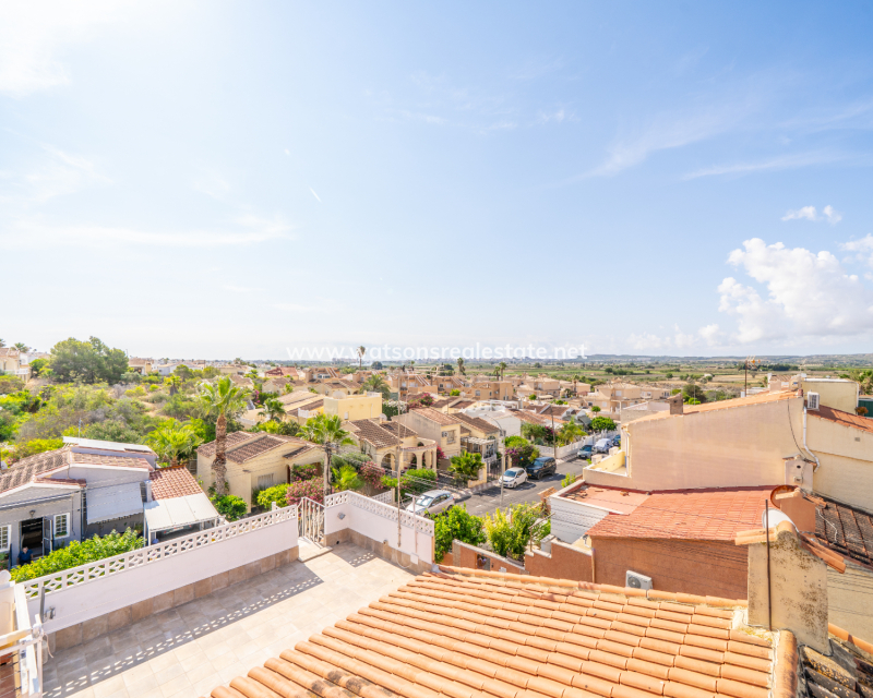 Revente - Rijhuis - Urb. La Marina