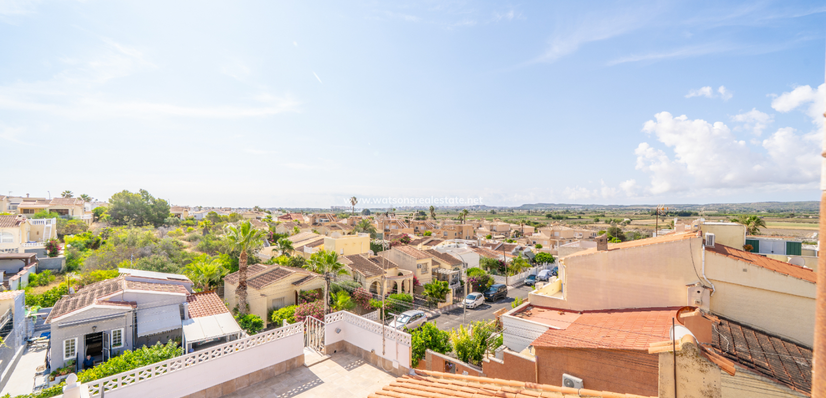 Revente - Rijhuis - Urb. La Marina