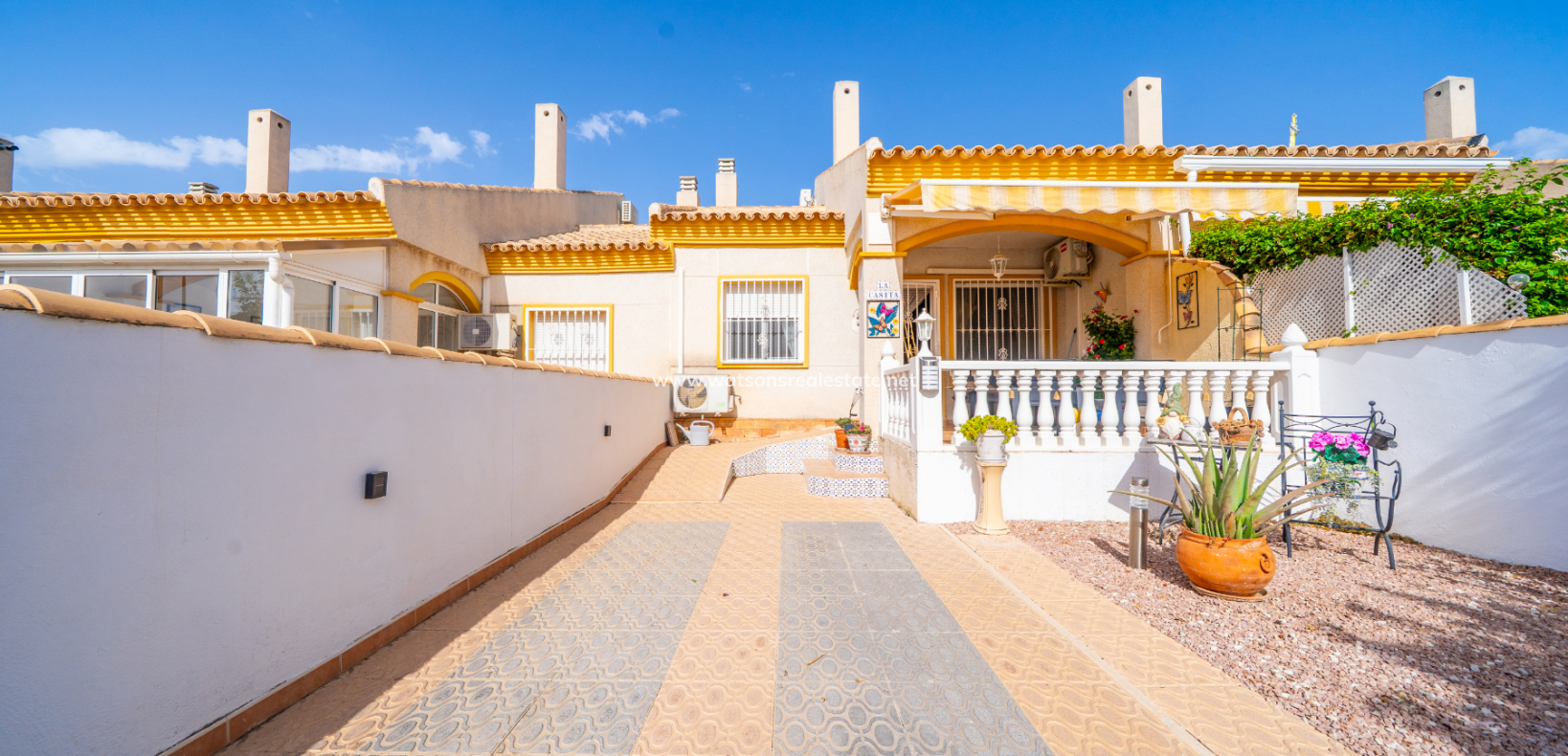 Revente - Rijhuis - Urb. La Marina