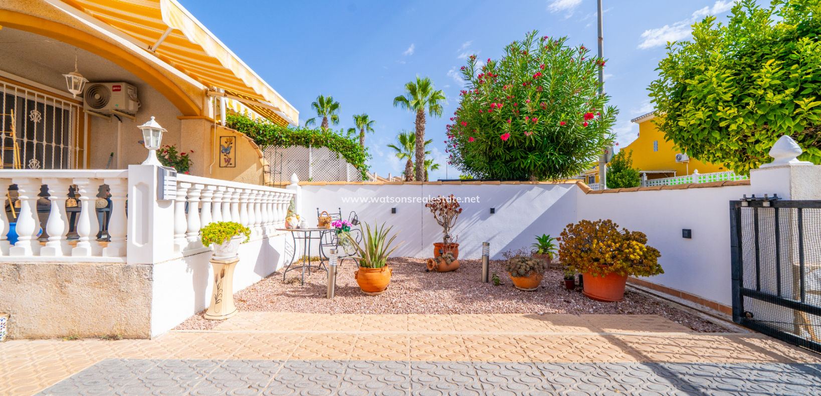 Revente - Rijhuis - Urb. La Marina