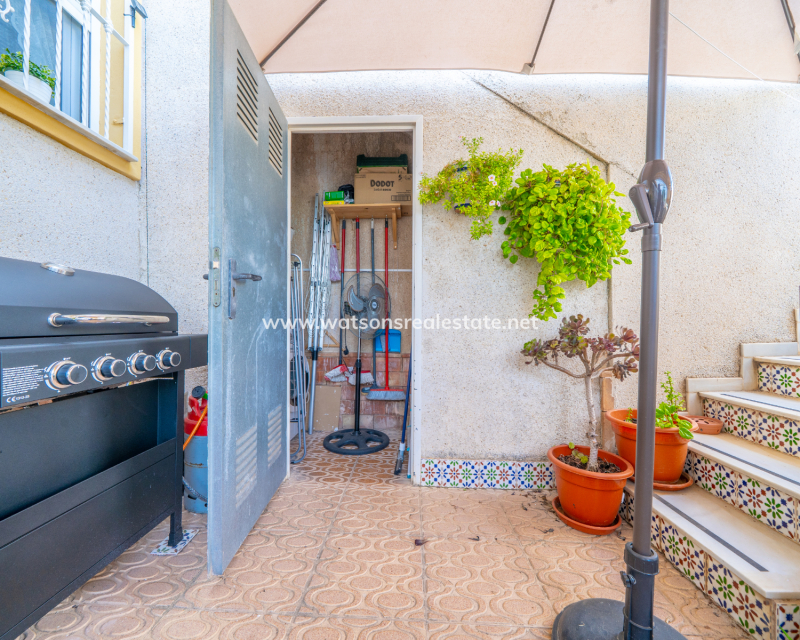 Revente - Rijhuis - Urb. La Marina