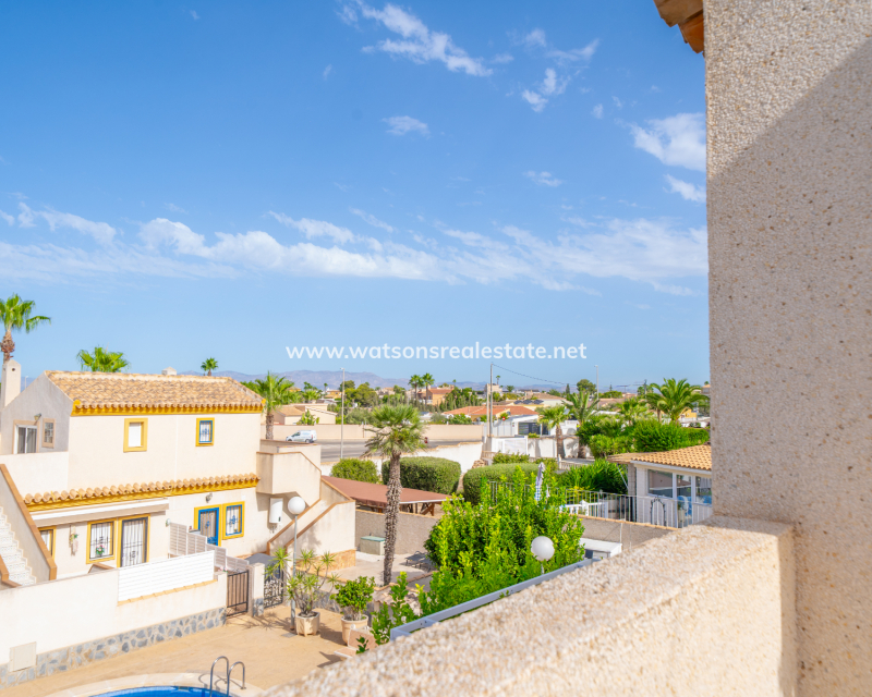 Revente - Rijhuis - Urb. La Marina