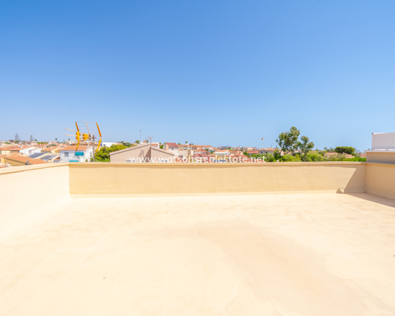 Revente - Rijhuis - Urb. La Marina
