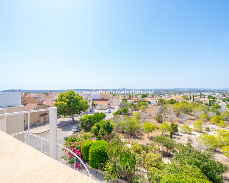 Revente - Rijhuis - Urb. La Marina