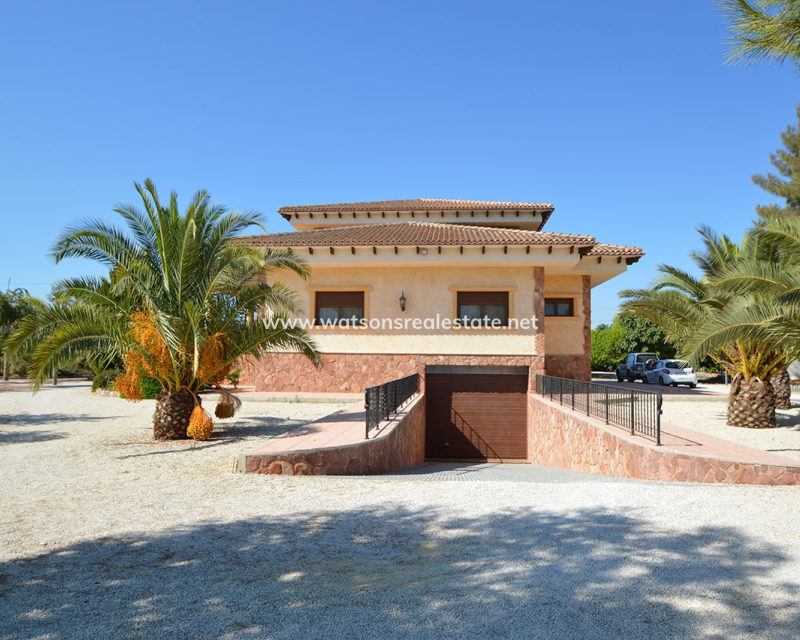 Revente - Vrijstaande Villa - La Callosina