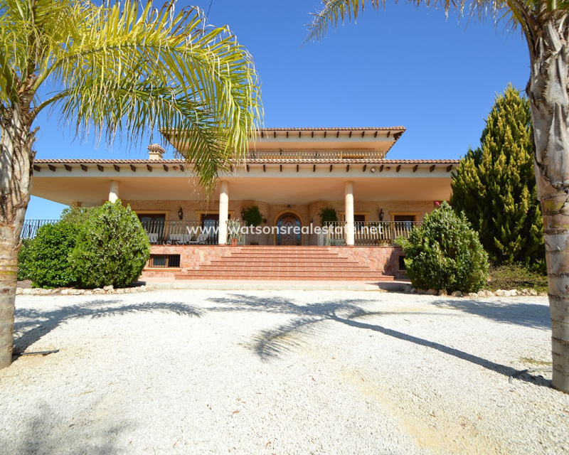 Revente - Vrijstaande Villa - La Callosina