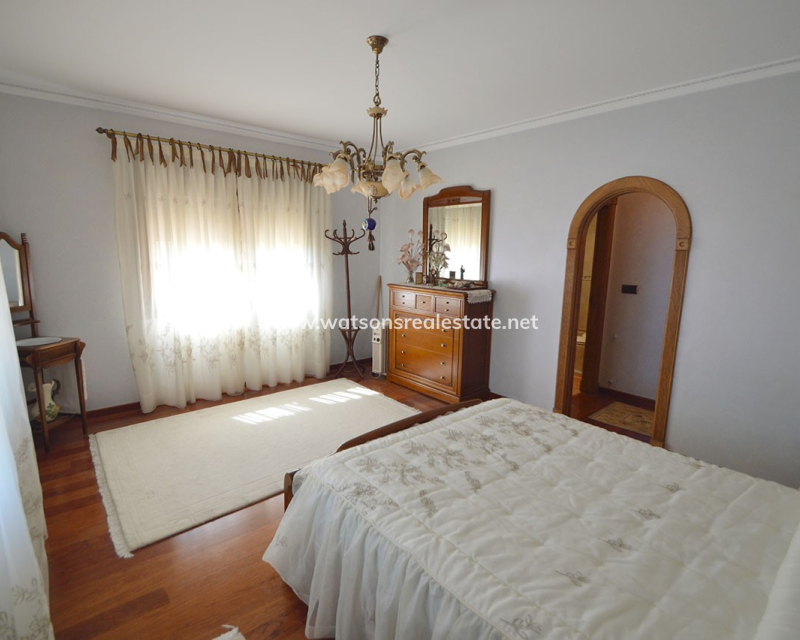 Revente - Vrijstaande Villa - La Callosina