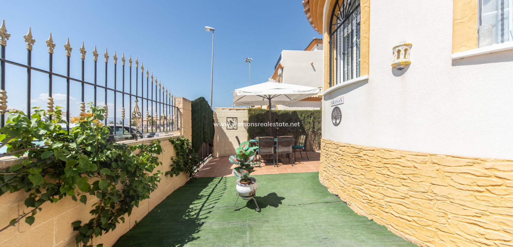Revente - Vrijstaande Villa - Urb. El Oasis - La Marina