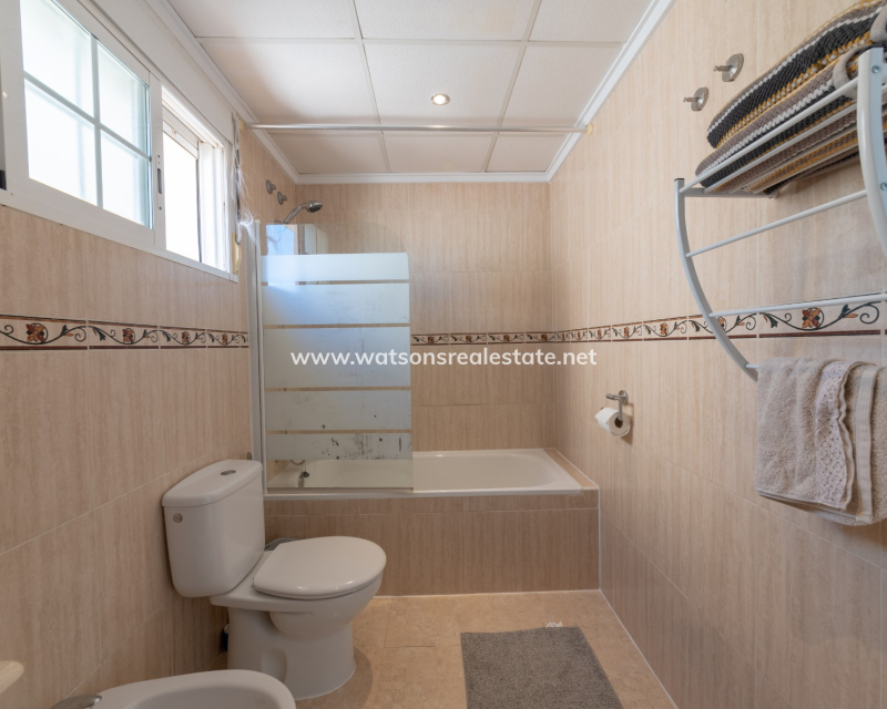 Revente - Vrijstaande Villa - Urb. El Oasis - La Marina
