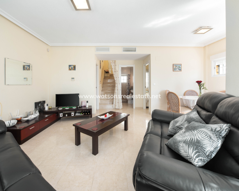 Revente - Vrijstaande Villa - Urb. El Oasis - La Marina