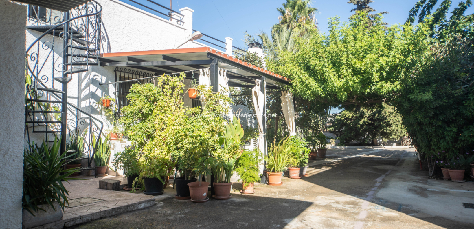 Revente - Vrijstaande Villa - Urb. El Oasis - La Marina