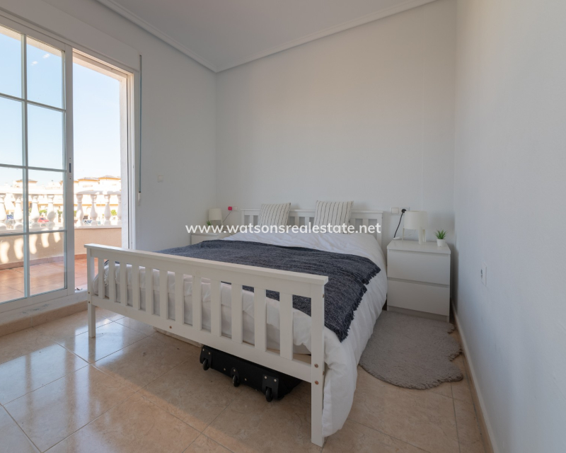 Revente - Vrijstaande Villa - Urb. El Oasis - La Marina
