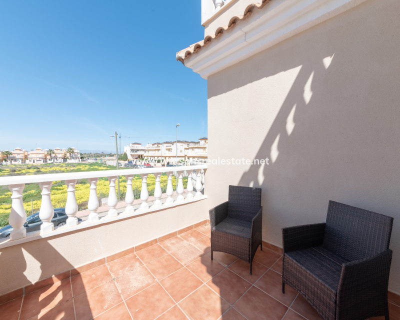 Revente - Vrijstaande Villa - Urb. El Oasis - La Marina