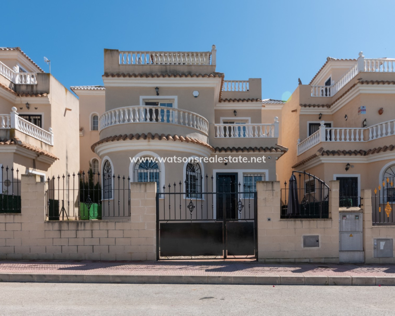 Revente - Vrijstaande Villa - Urb. El Oasis - La Marina