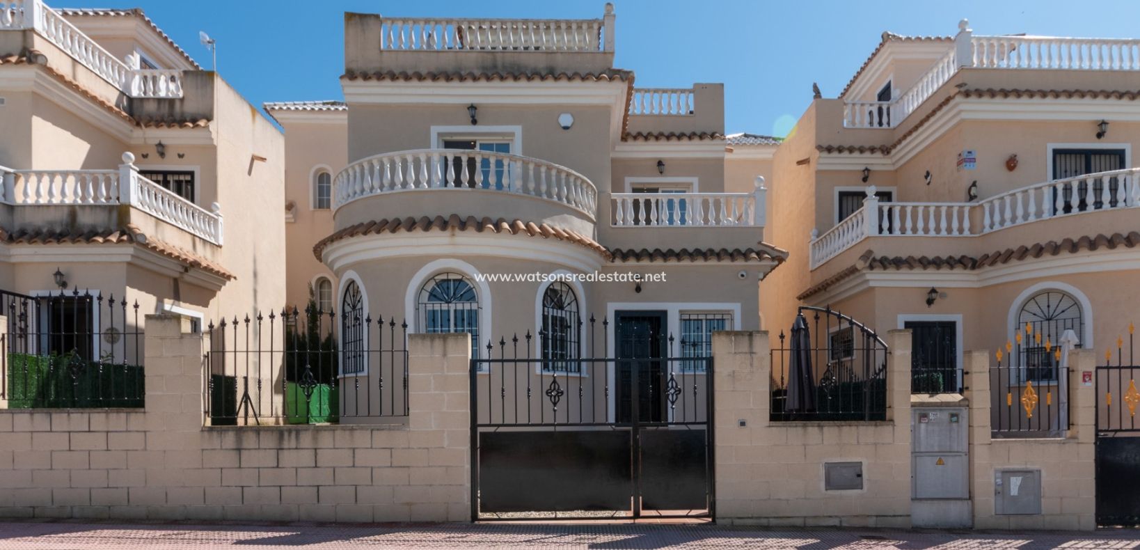 Revente - Vrijstaande Villa - Urb. El Oasis - La Marina
