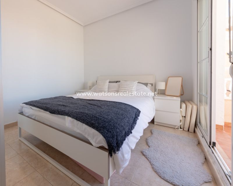 Revente - Vrijstaande Villa - Urb. El Oasis - La Marina