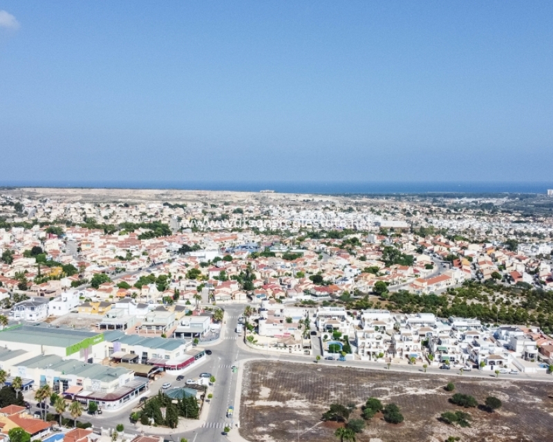 Revente - Vrijstaande Villa - Urb. El Oasis - La Marina