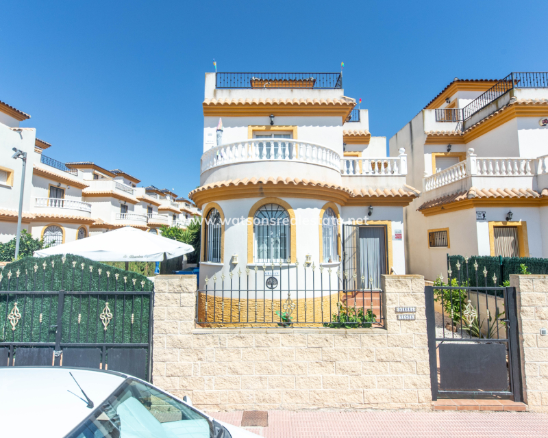 Revente - Vrijstaande Villa - Urb. El Oasis - La Marina