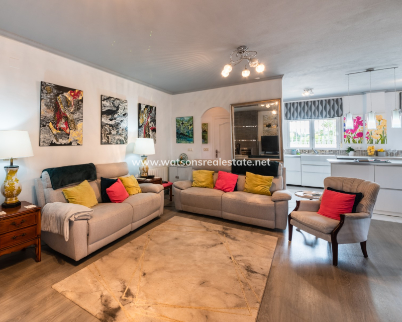 Revente - Vrijstaande Villa - Urb. La Escuera
