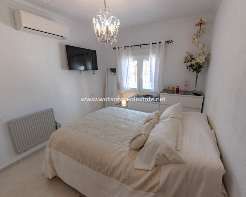 Revente - Vrijstaande Villa - Urb. La Marina