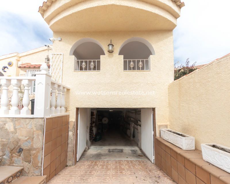 Revente - Vrijstaande Villa - Urb. La Marina