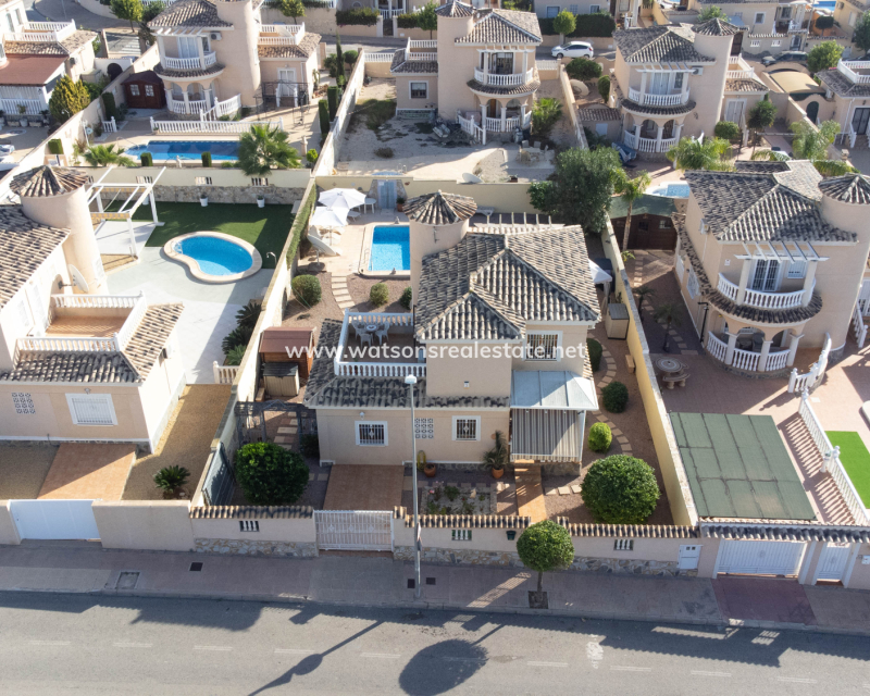 Revente - Vrijstaande Villa - Urb. La Marina