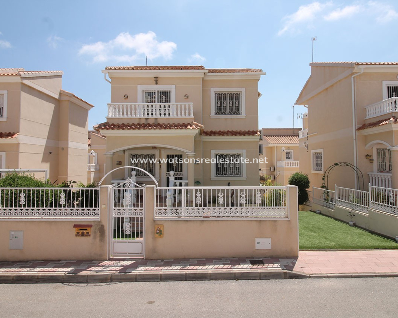 Revente - Vrijstaande Villa - Urb. La Marina