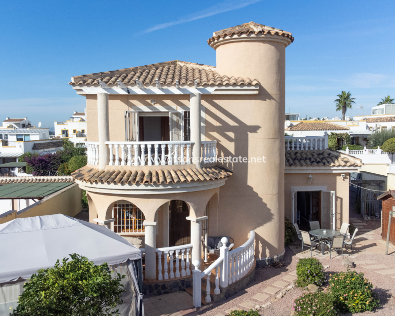 Revente - Vrijstaande Villa - Urb. La Marina