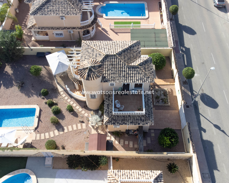 Revente - Vrijstaande Villa - Urb. La Marina
