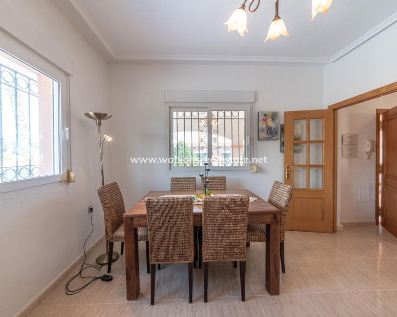 Revente - Vrijstaande Villa - Urb. La Marina