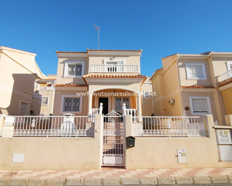 Revente - Vrijstaande Villa - Urb. La Marina