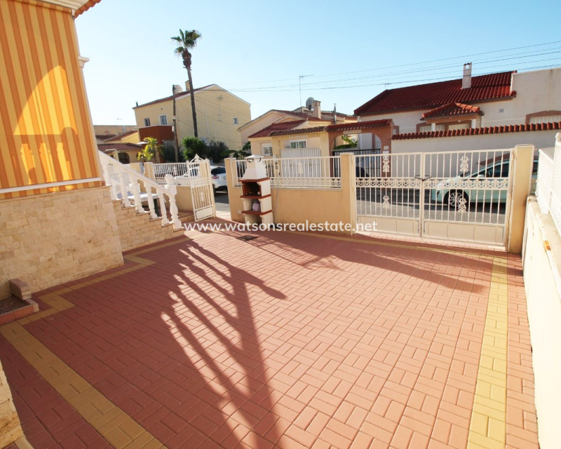 Revente - Vrijstaande Villa - Urb. La Marina