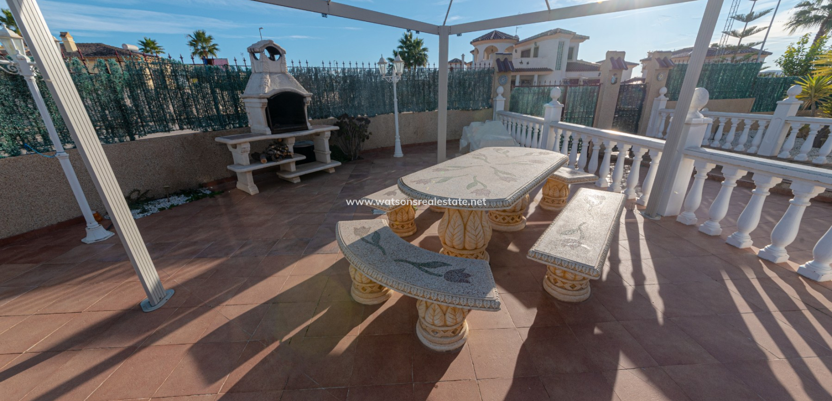 Revente - Vrijstaande Villa - Urb. La Marina