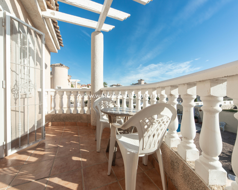 Revente - Vrijstaande Villa - Urb. La Marina