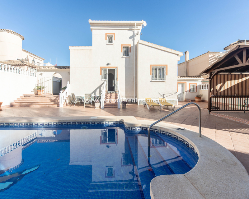 Revente - Vrijstaande Villa - Urb. La Marina