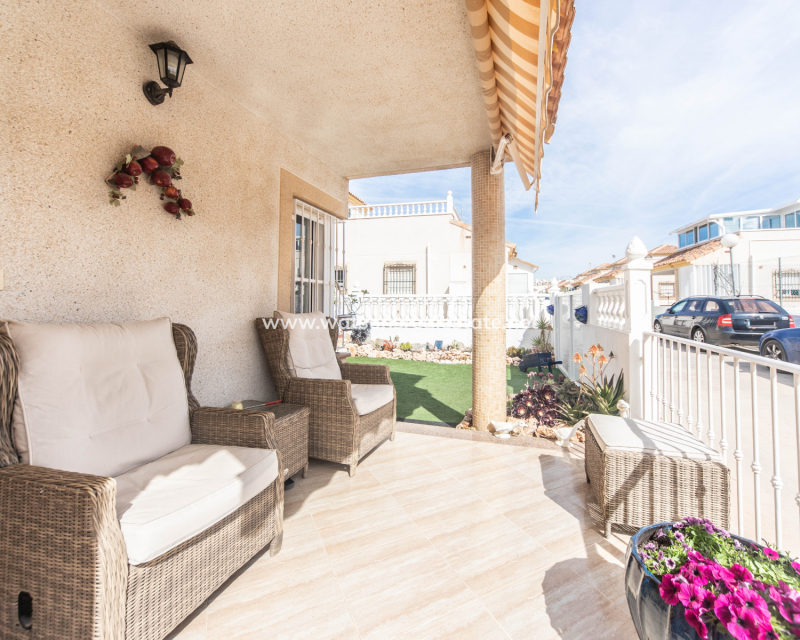 Revente - Vrijstaande Villa - Urb. La Marina