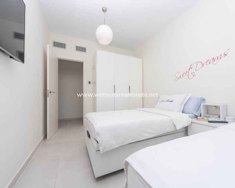 Revente - Vrijstaande Villa - Urb. La Marina