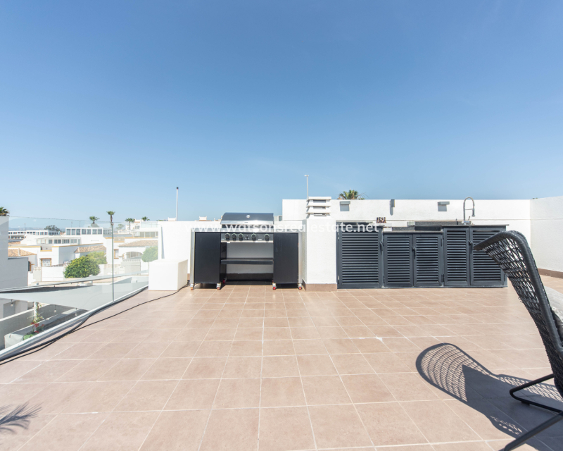 Revente - Vrijstaande Villa - Urb. La Marina