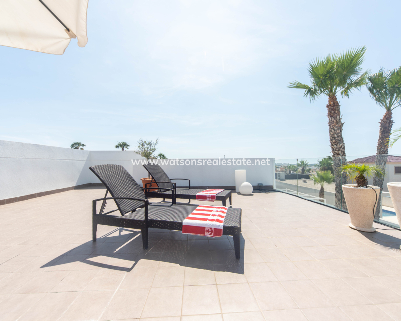 Revente - Vrijstaande Villa - Urb. La Marina